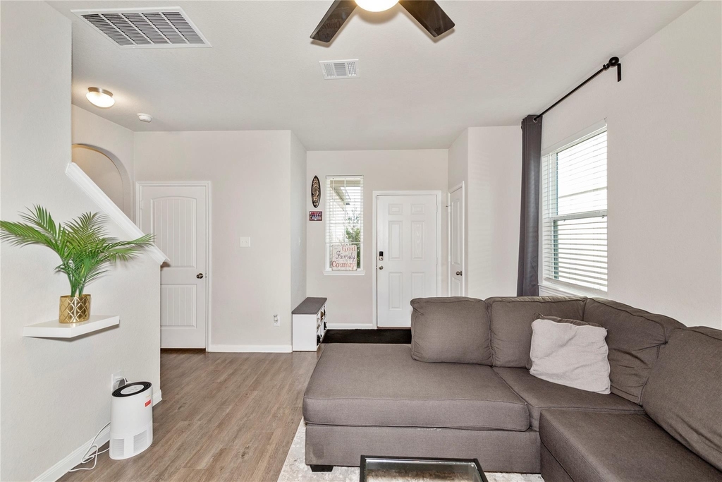 3544 Wooded Lane - Photo 4