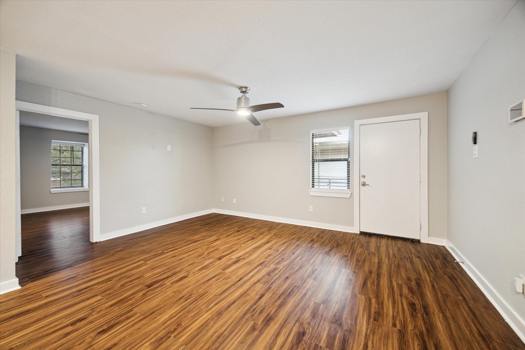 524 Heights Boulevard - Photo 3
