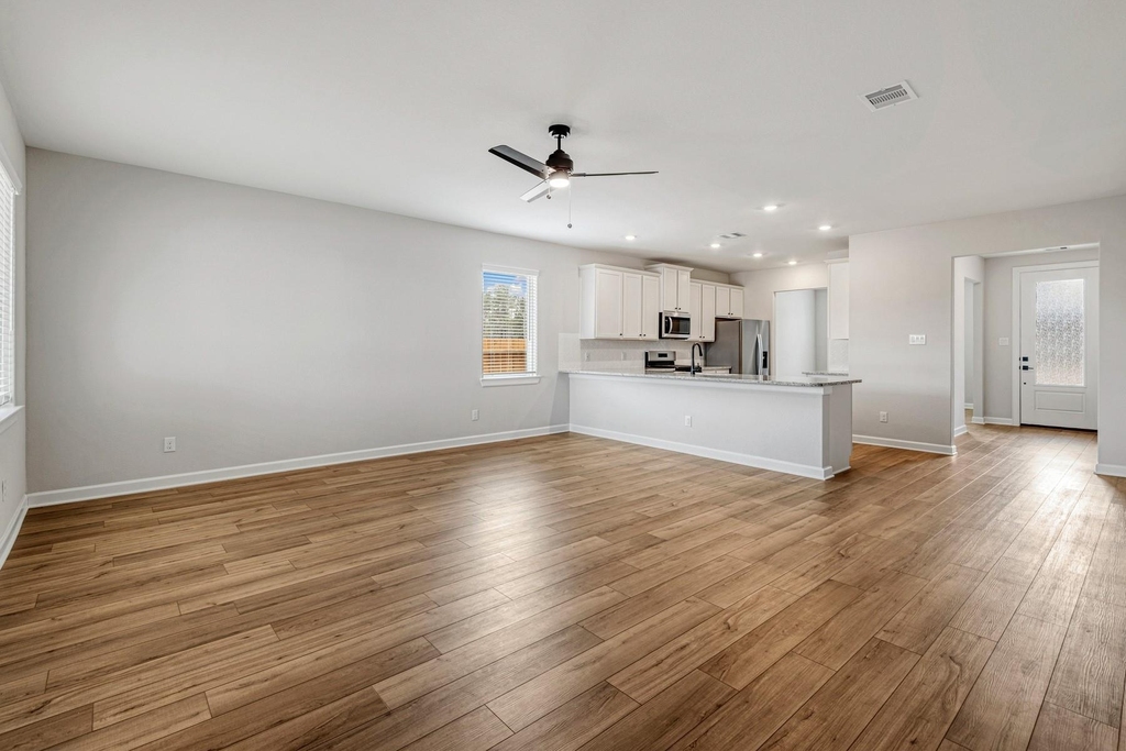15658 Honey Cove Drive - Photo 2