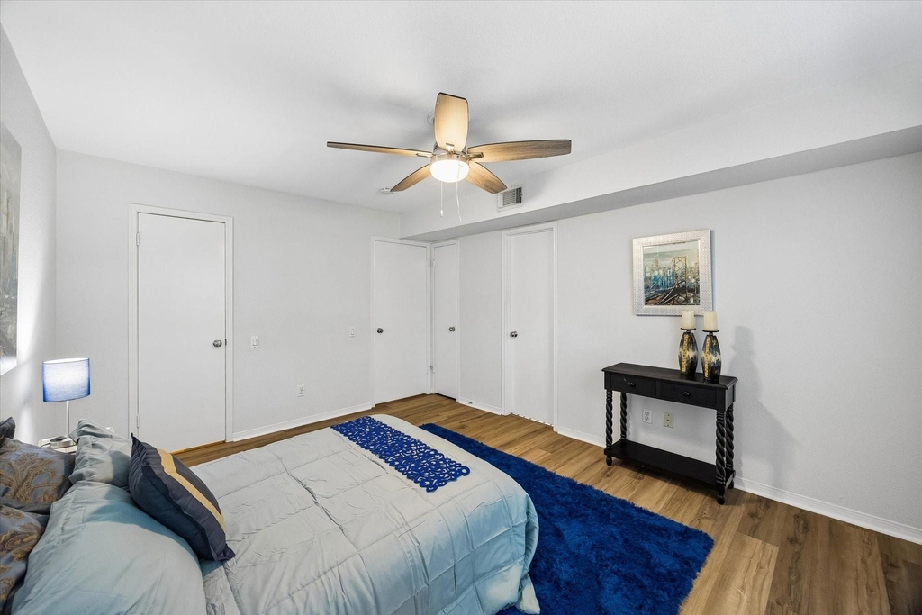1880 White Oak Drive - Photo 9