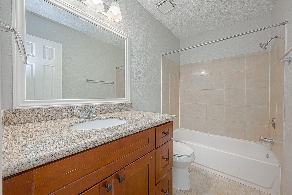 11203 Pender Lane - Photo 4