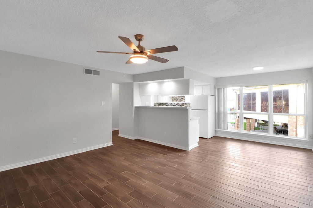 7047 Bissonnet Street - Photo 3