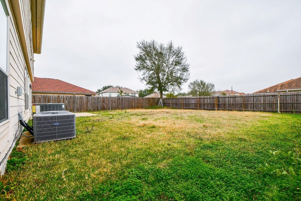 9641 Weldridge Drive - Photo 31
