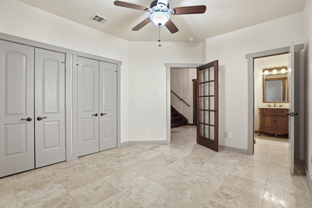 1426 W 21st Street - Photo 5