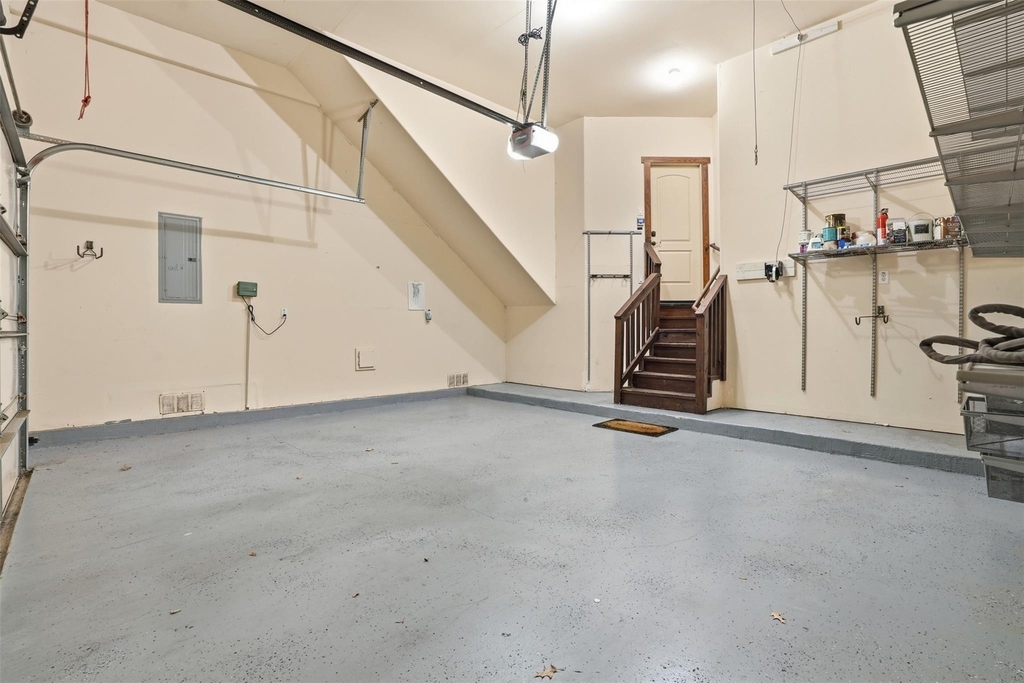 1426 W 21st Street - Photo 24