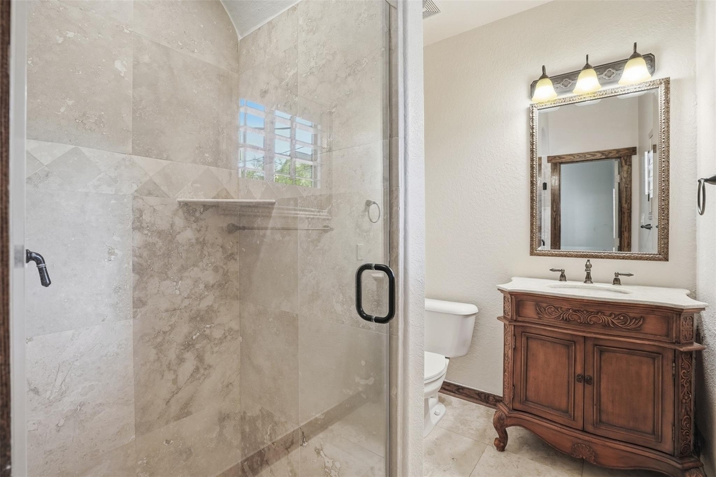 1426 W 21st Street - Photo 6