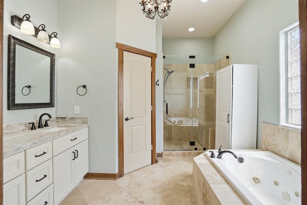 1426 W 21st Street - Photo 17