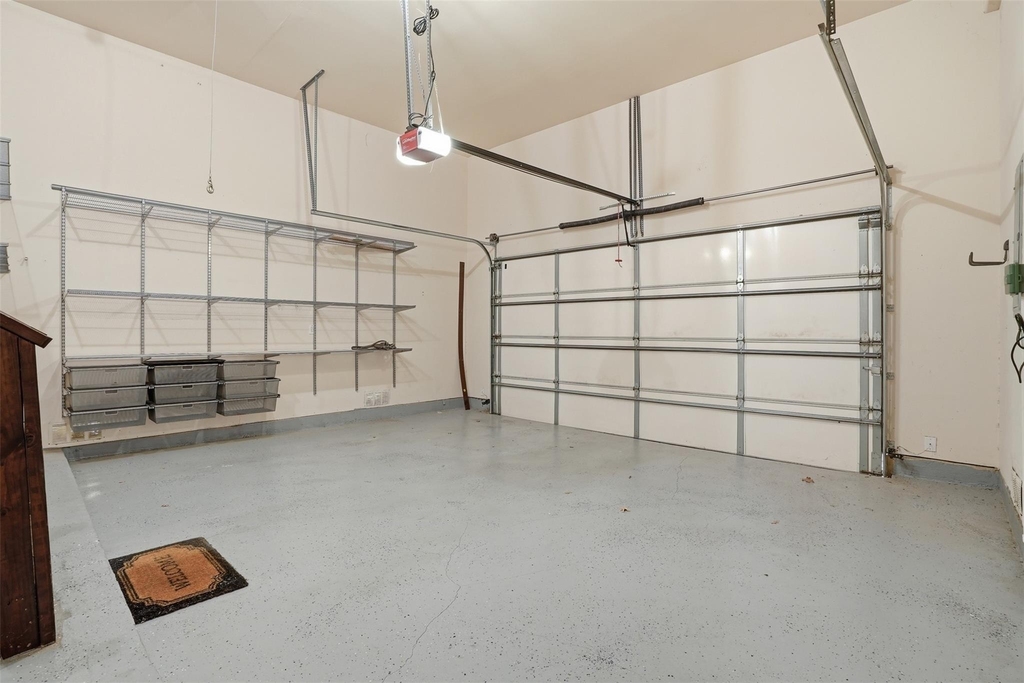 1426 W 21st Street - Photo 23