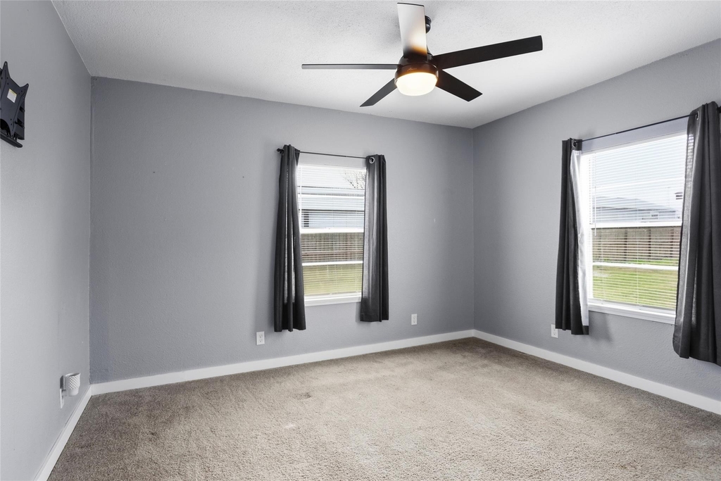 7720 Avenue E - Photo 13