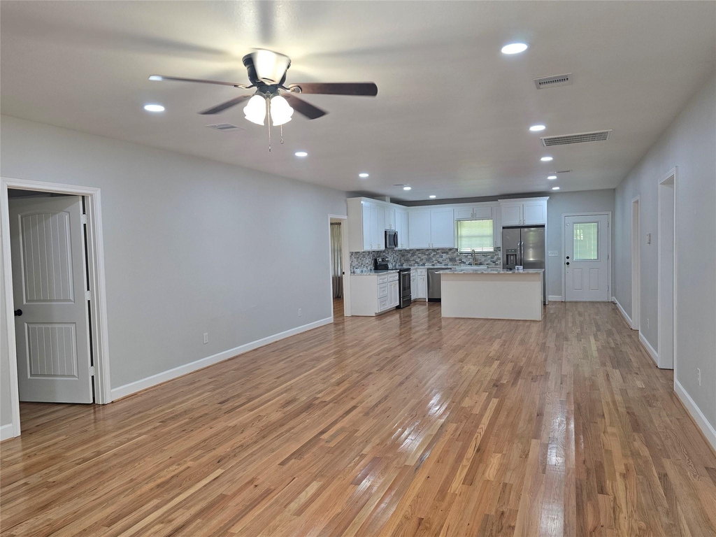 1585 County Road 237 - Photo 5