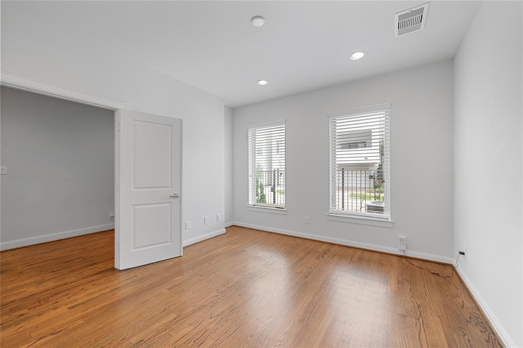 4213 Schuler Street - Photo 2