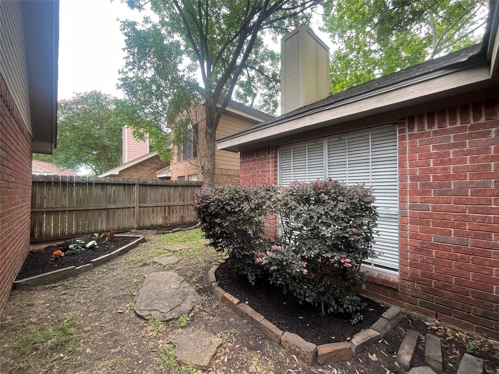 9602 Top Gallant Court - Photo 19