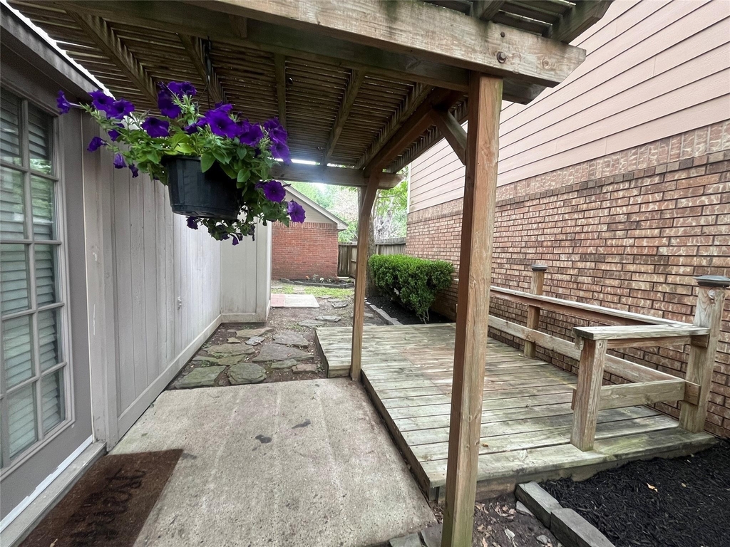 9602 Top Gallant Court - Photo 20