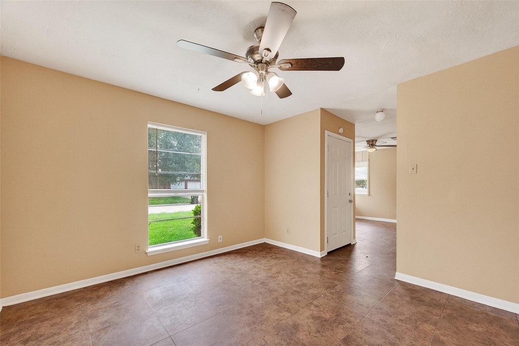 4826 Redfish Reef Drive - Photo 2