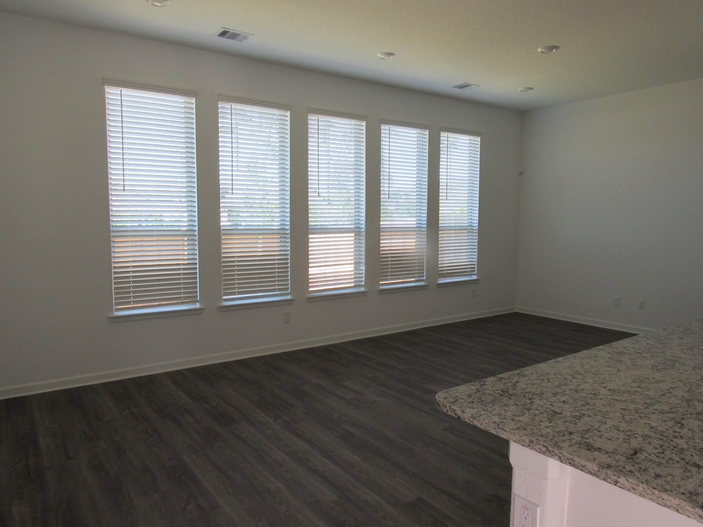 562 Dry Fork Lane - Photo 2