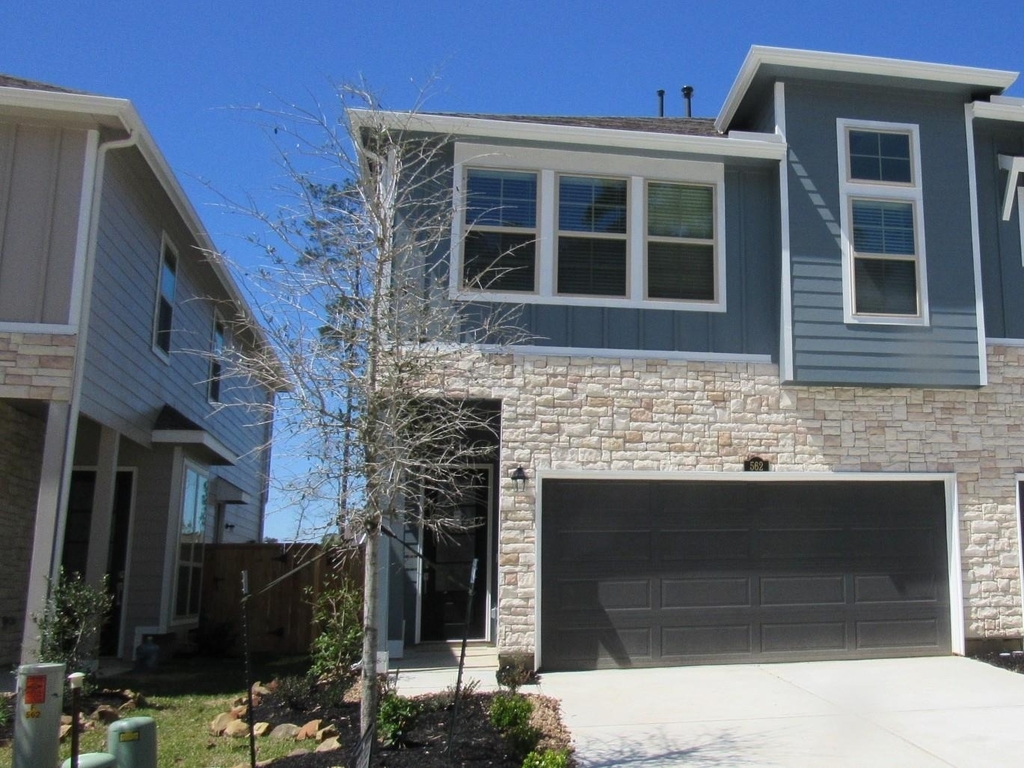 562 Dry Fork Lane - Photo 0