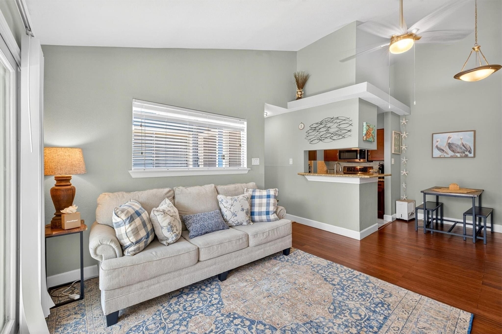 3506 Cove View Boulevard - Photo 4