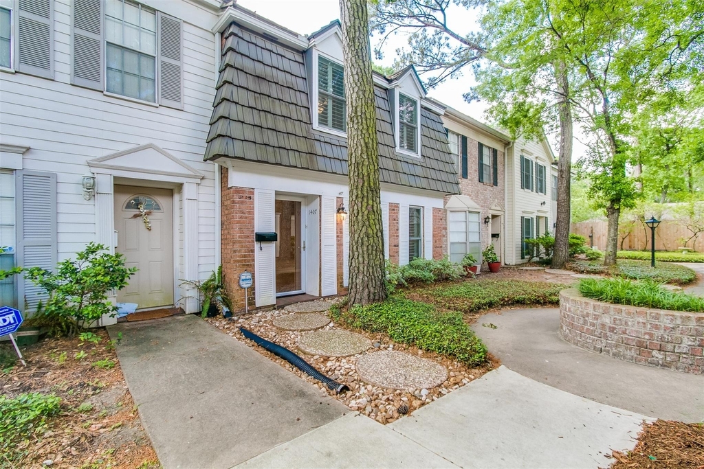 1407 Springrock Lane - Photo 1