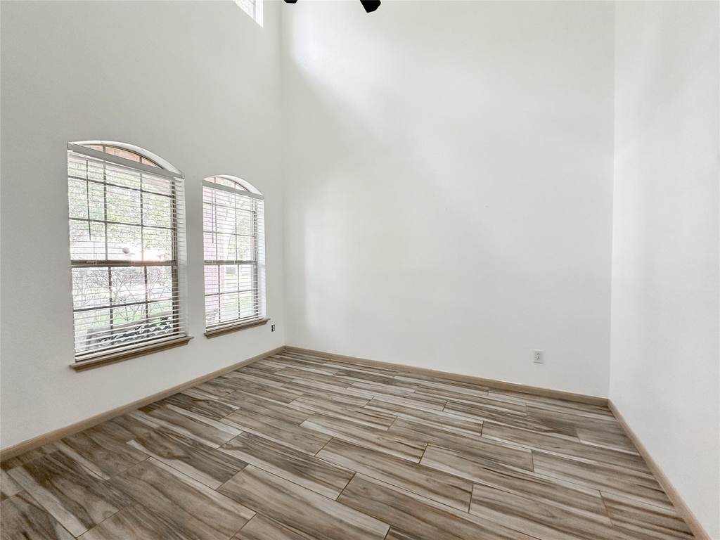 20319 Little Wing Drive - Photo 7