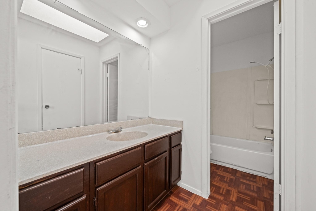 6463 Cambridge Glen Lane - Photo 17