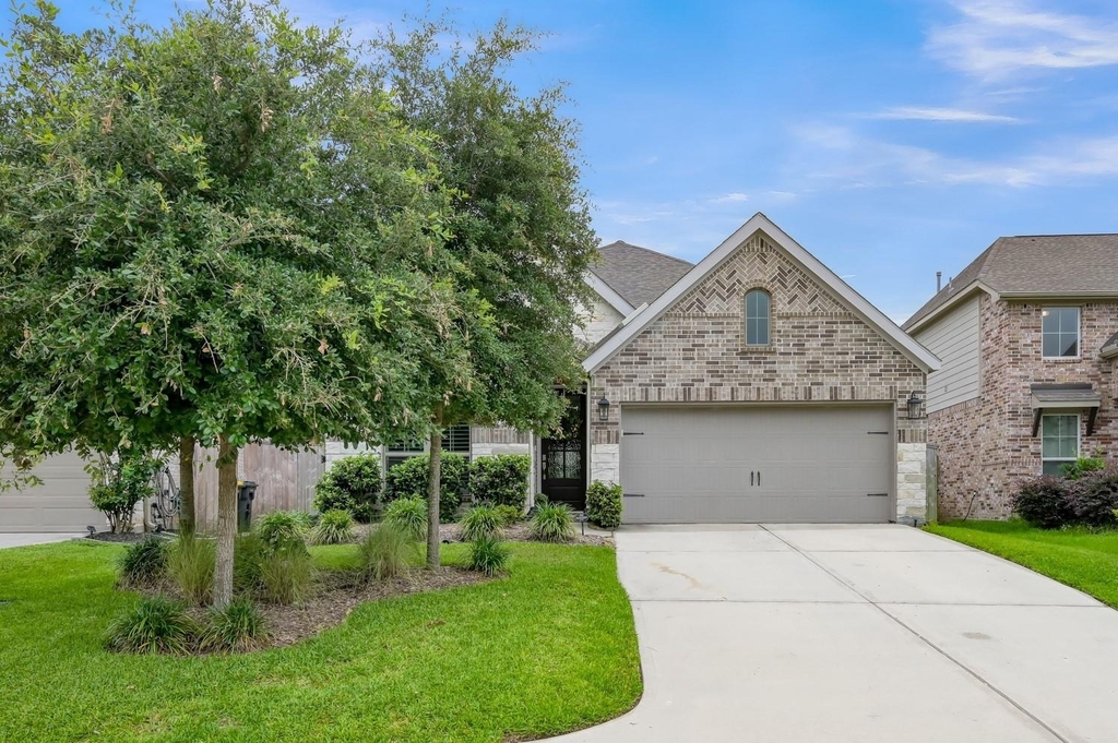 611 Lost Maples Bend Lane - Photo 1
