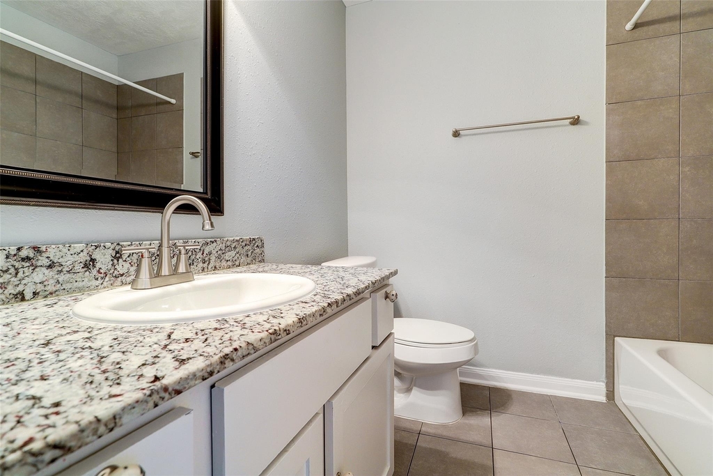 835 Heights Boulevard - Photo 6