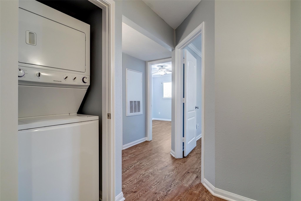 835 Heights Boulevard - Photo 8