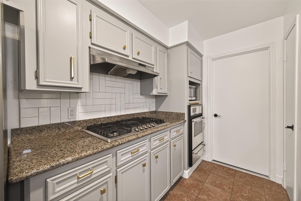 5347 Lincoln Green Drive - Photo 10