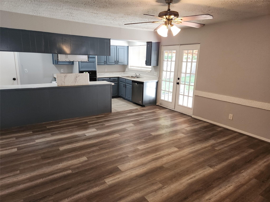 22127 Elsinore Drive - Photo 10