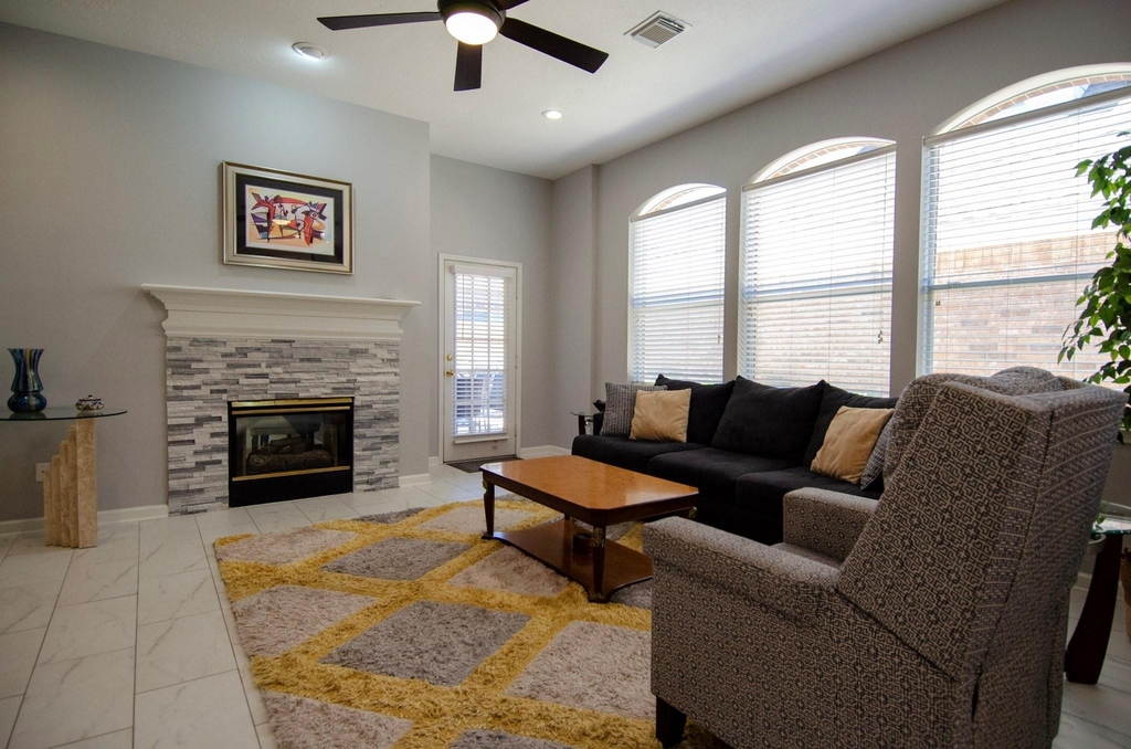 1211 Campton Court - Photo 10