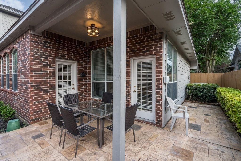 1211 Campton Court - Photo 31
