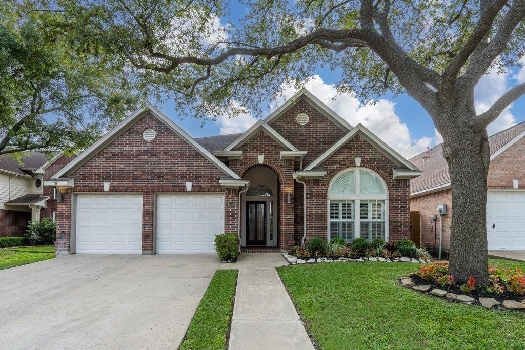 1211 Campton Court - Photo 1