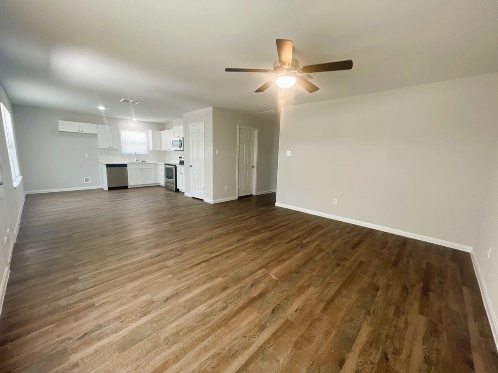 350 Road 5105 - Photo 2