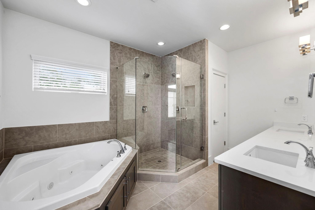 1808 Oakdale Street - Photo 24