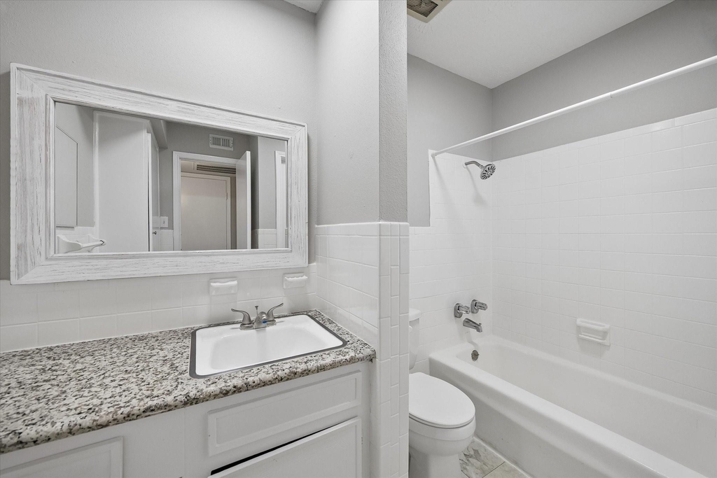 201 Emerson Street - Photo 10