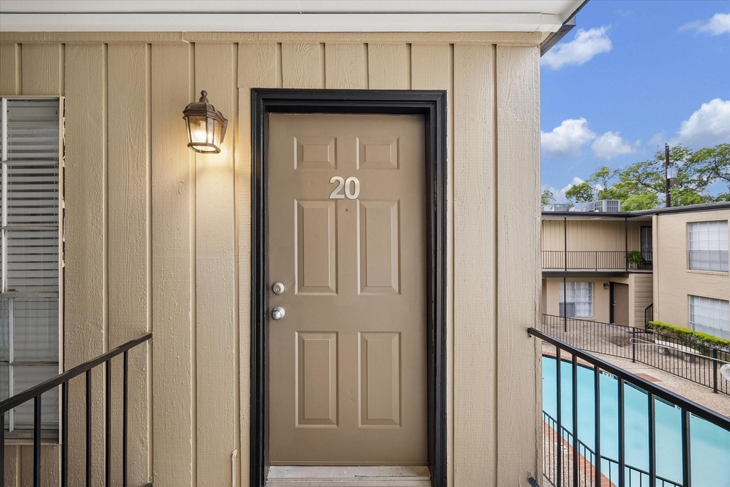 201 Emerson Street - Photo 12