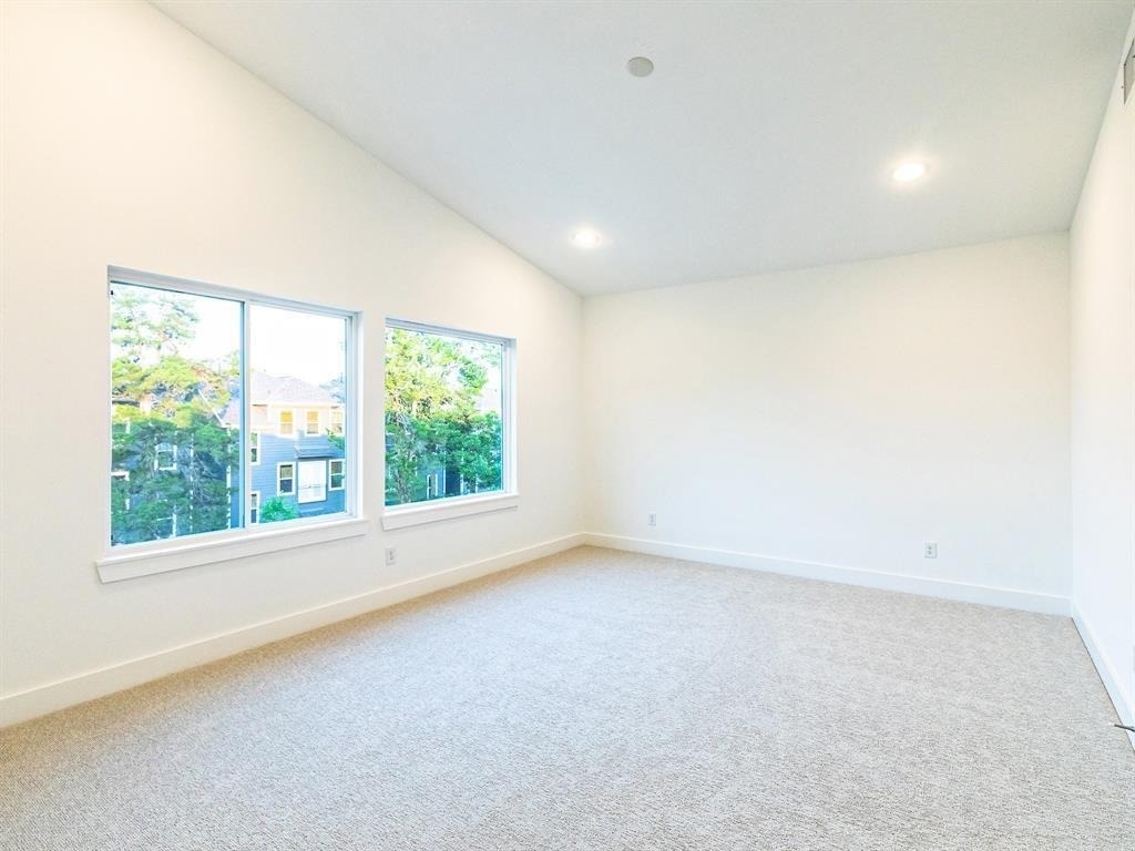 1236 W 25th Street - Photo 16