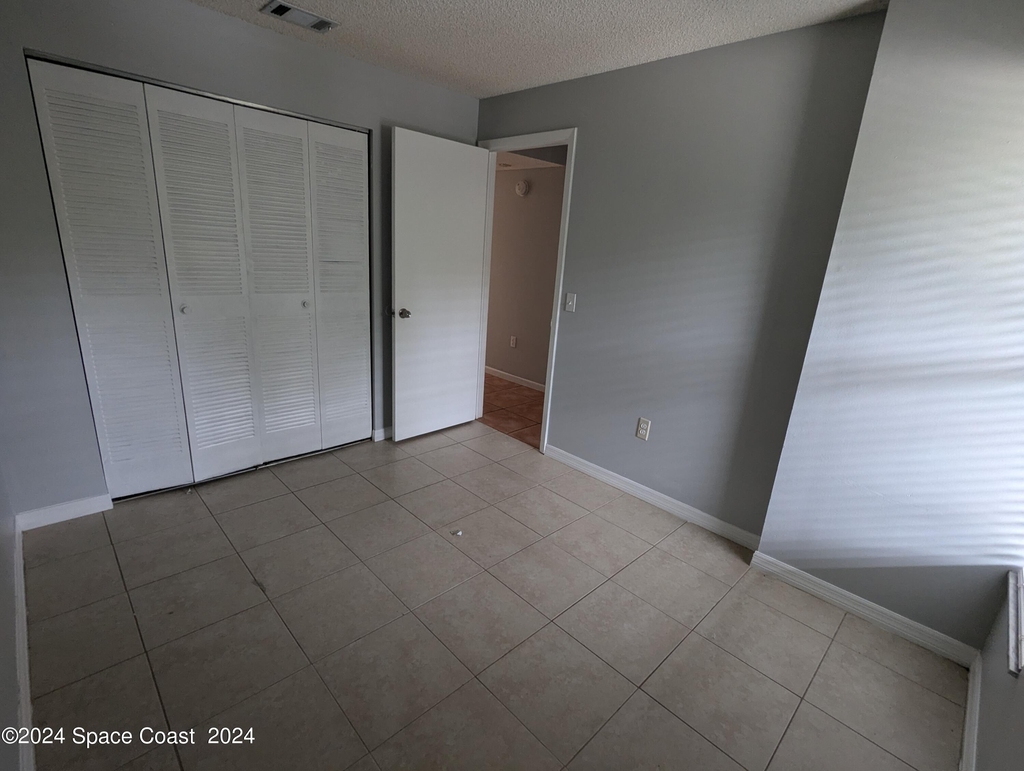1051 Clearmont Street Ne - Photo 7
