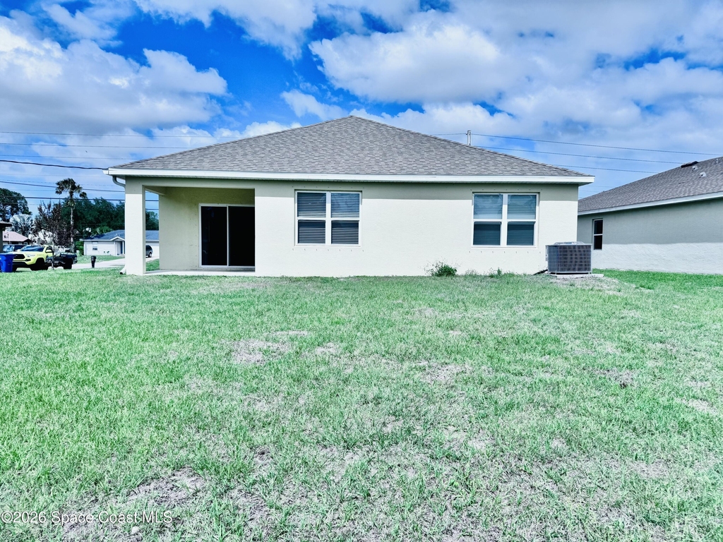 2158 Jupiter Boulevard Sw - Photo 20