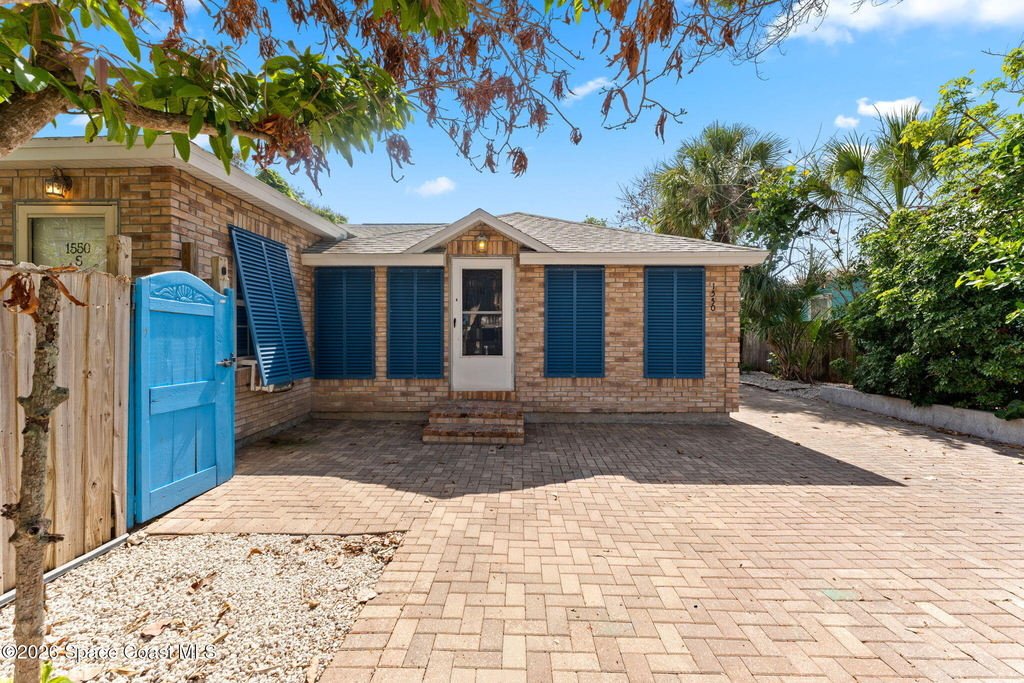 1550 S Atlantic Avenue - Photo 0