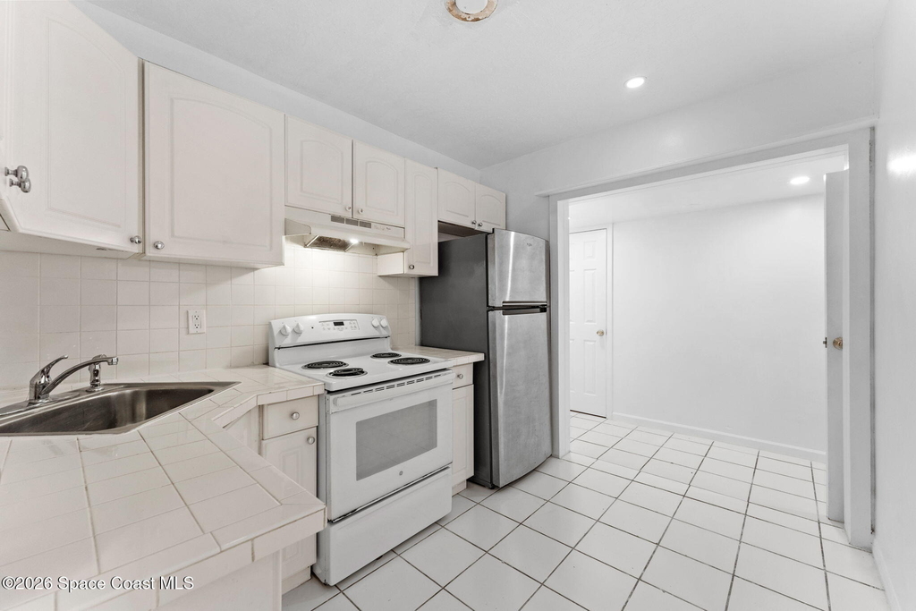 1550 S Atlantic Avenue - Photo 9