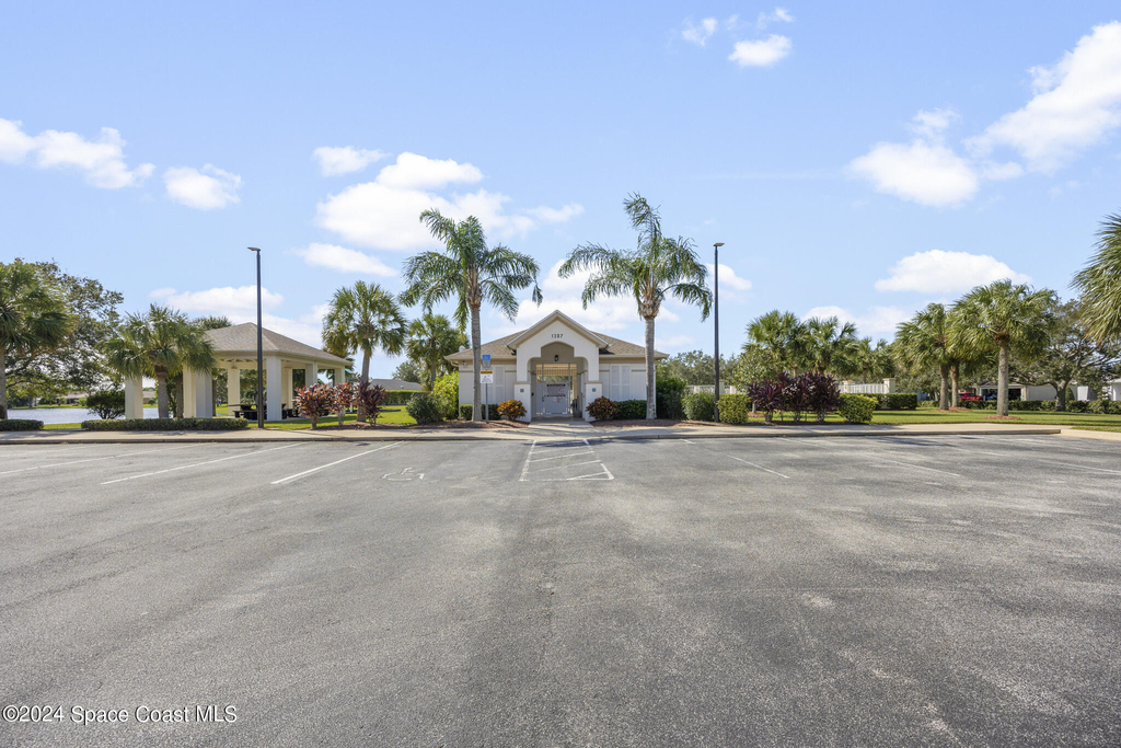 4800 Manchester Drive - Photo 32