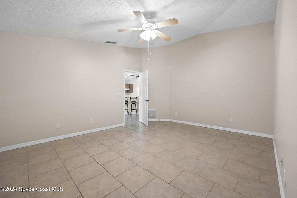 4800 Manchester Drive - Photo 18