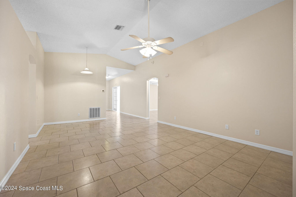 4800 Manchester Drive - Photo 5