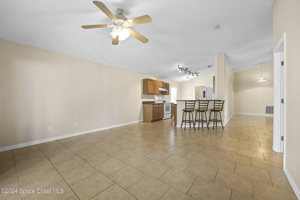 4800 Manchester Drive - Photo 6