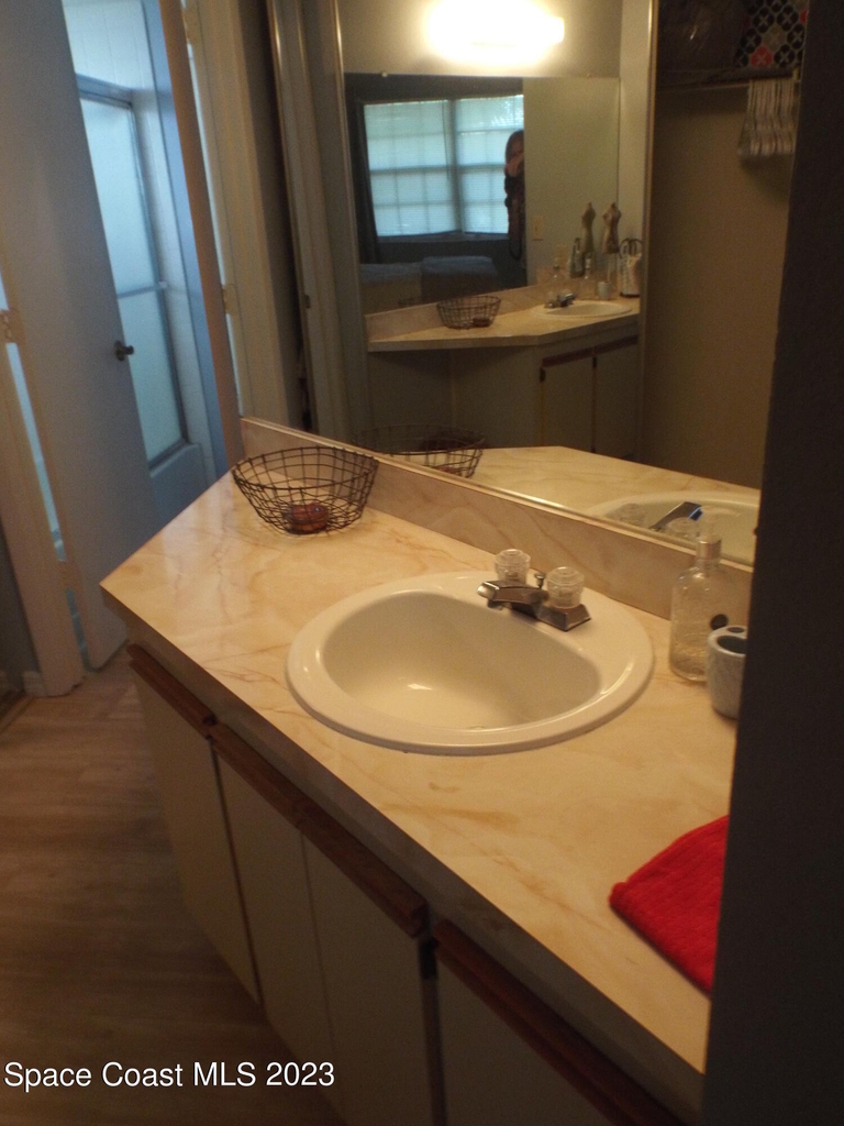 915 Sonesta Avenue Ne - Photo 8