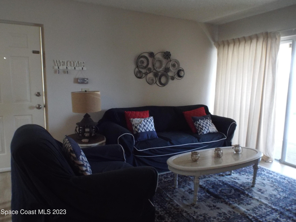 915 Sonesta Avenue Ne - Photo 1