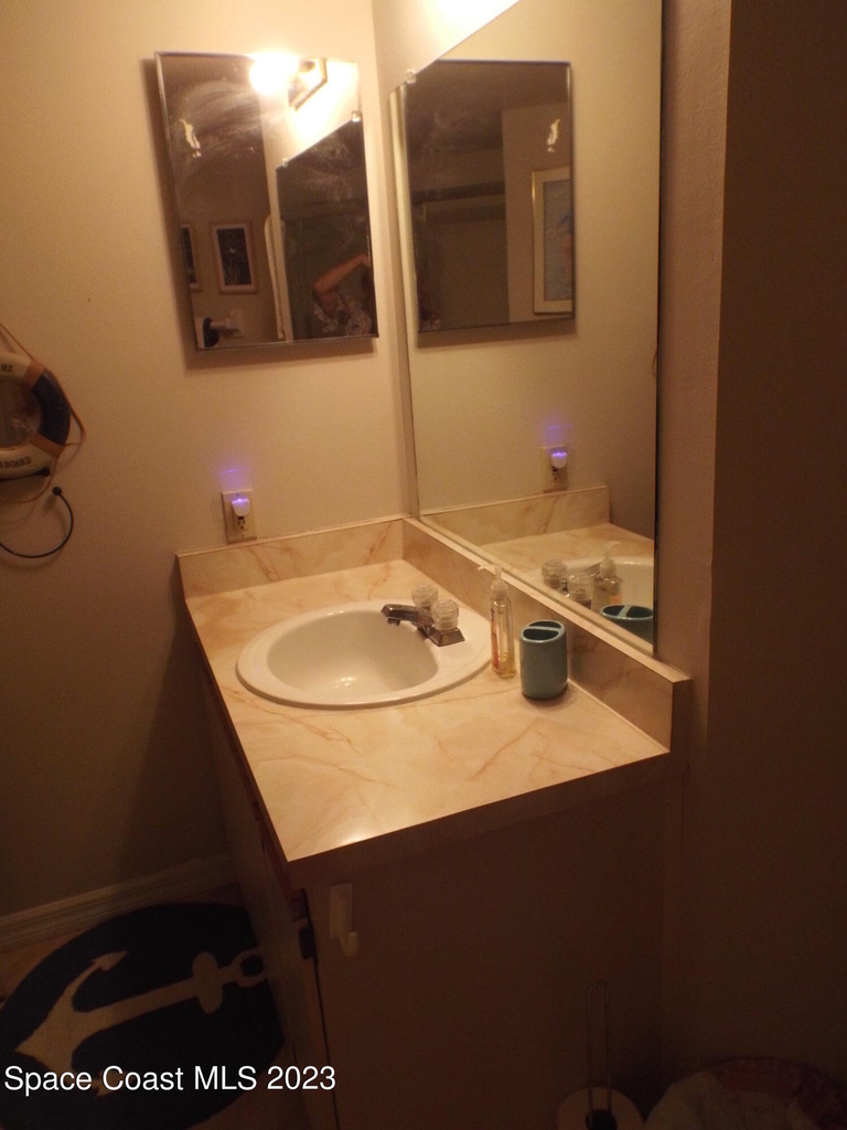 915 Sonesta Avenue Ne - Photo 7