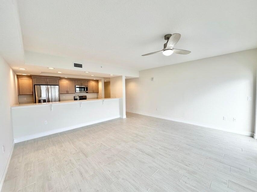 1825 Riverside Drive - Photo 16
