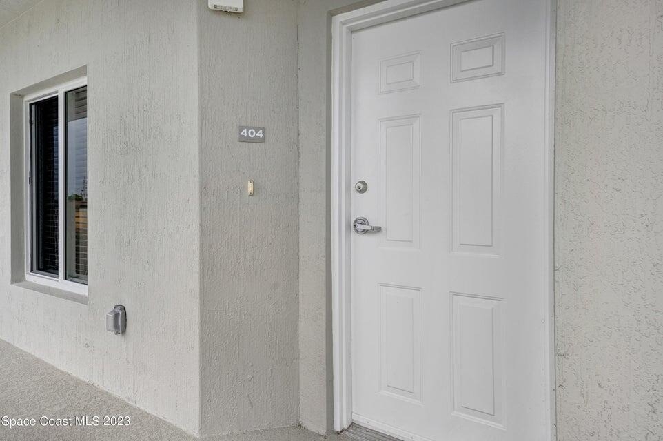 1825 Riverside Drive - Photo 3